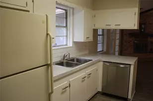 708 1st St, Winnie, TX 77665 - Photo 10