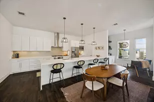 2007 Brun St, Houston, TX 77019 - Photo 10