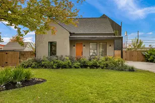 419 W 30th St, Houston, TX 77018 - Photo 1