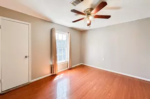 132 Grothe Ln, Houston, TX 77022 - Photo 14