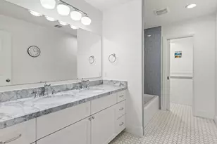 13614 Apple Tree Rd, Houston, TX 77079 - Photo 28