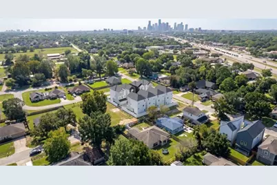 6533 Goldspier St, Houston, TX 77091 - Photo 2