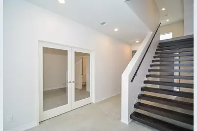 1905 Oakdale Street, Houston, TX 77004 - Photo 6