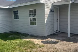 1005 Southampton St, Angleton, TX 77515 - Photo 16