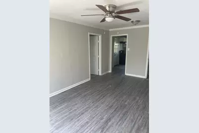 1005 Southampton Street, Angleton, TX 77515 - Photo 4