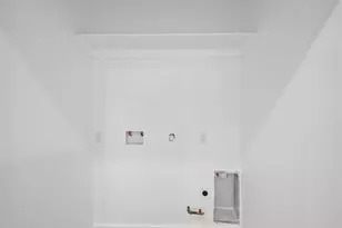 1504 W Blum St, Alvin, TX 77511 - Photo 24