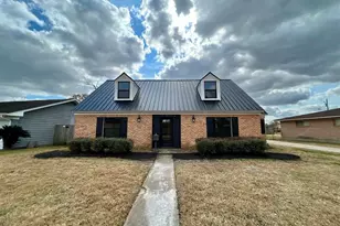 6275 Westgate Dr, Beaumont, TX 77706 - Photo 2