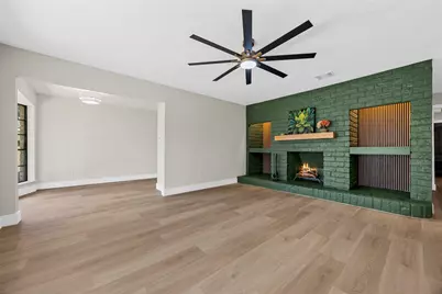 16910 David Glen Drive, Friendswood, TX 77546 - Photo 4