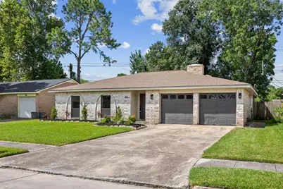 16910 David Glen Drive, Friendswood, TX 77546 - Photo 2