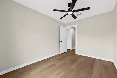 16910 David Glen Drive, Friendswood, TX 77546 - Photo 12