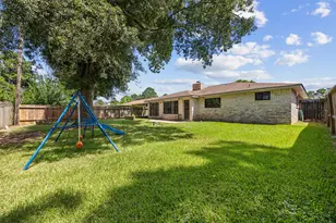 16910 David Glen Dr, Friendswood, TX 77546 - Photo 22