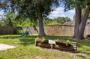 16910 David Glen Dr, Friendswood, TX 77546 - Photo 20