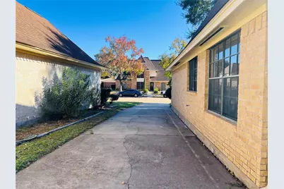 14734 Charlmont Drive, Houston, TX 77083 - Photo 20