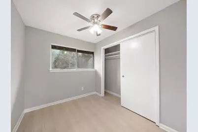 9347 Clearway Drive, Houston, TX 77033 - Photo 14