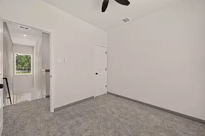 8306 Tidwell Road #B, Houston, TX 77028 - Photo 12