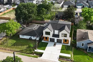 4554 Newberry St, Houston, TX 77051 - Photo 28