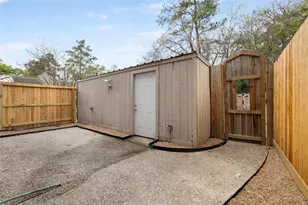 2103 Lake Village Dr, Houston, TX 77339 - Photo 36