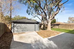 5934 Dumfries Dr, Houston, TX 77096 - Photo 40