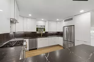 5934 Dumfries Dr, Houston, TX 77096 - Photo 6