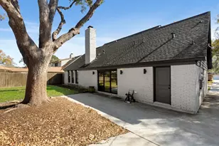 5934 Dumfries Dr, Houston, TX 77096 - Photo 42