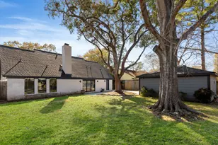 5934 Dumfries Dr, Houston, TX 77096 - Photo 44