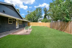 7926 Ridgeview Dr, Houston, TX 77055 - Photo 26