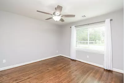 7926 Ridgeview Drive, Houston, TX 77055 - Photo 18