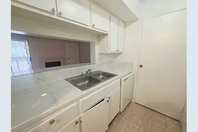 12511 Ashford Meadow Drive #C, Houston, TX 77082 - Photo 10