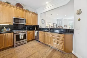 1914 Greenwich Pl Dr, Houston, TX 77019 - Photo 16