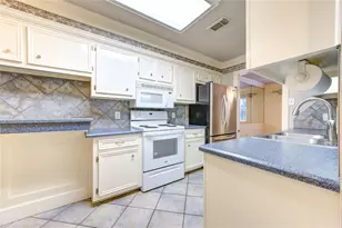 1206 Country Pl Dr, Houston, TX 77079 - Photo 24