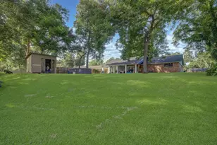 109 Southern Oaks Dr, Lake Jackson, TX 77566 - Photo 36