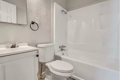 4718 Carmen Street #B, Houston, TX 77033 - Photo 6