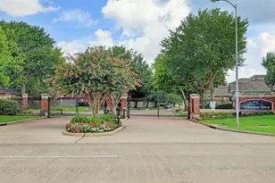 1107 Parkhaven Ln, Houston, TX 77077 - Photo 2