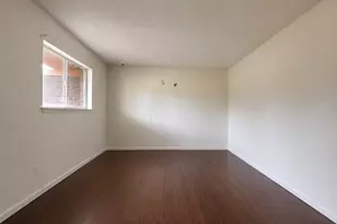 905 E Columbus Dr, Wharton, TX 77488 - Photo 6