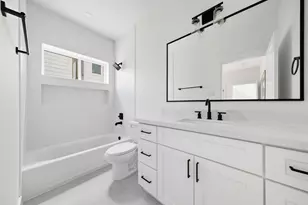 7735 Hammerly Blvd, Houston, TX 77055 - Photo 8