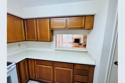 3100 Walnut Bend Lane #324, Houston, TX 77042 - Photo 8