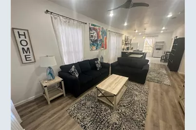 4009 Avenue L, Galveston, TX 77550 - Photo 4