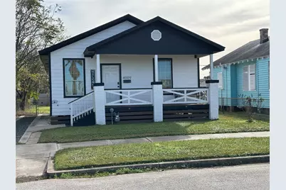 4009 Avenue L, Galveston, TX 77550 - Photo 1