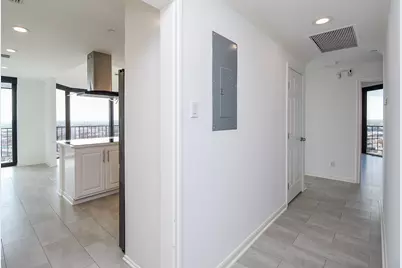3350 McCue Road #1801, Houston, TX 77056 - Photo 2