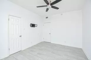 3350 McCue Rd, Houston, TX 77056 - Photo 20