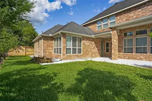 4526 Broken Rock Ln, Sugar Land, TX 77479 - Photo 4