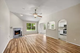 22 Highland St, Texas City, TX 77591 - Photo 6