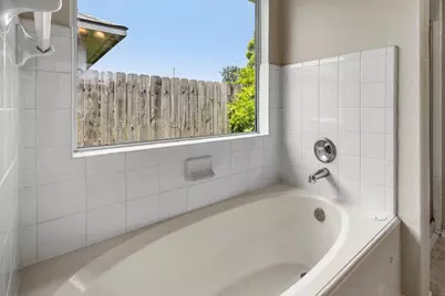 22 Highland Street, Texas City, TX 77591 - Photo 18