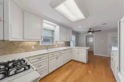 1319 Saxony Lane, Houston, TX 77058 - Photo 16