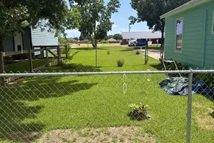 1714 N Avenue Q, Freeport, TX 77541 - Photo 18