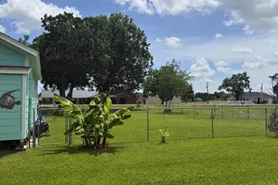 1714 N Avenue Q, Freeport, TX 77541 - Photo 22