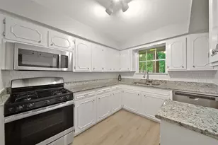 24931 Hickory Hill Rd, Spring, TX 77380 - Photo 8