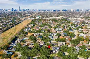 4106 Aberdeen Way, Houston, TX 77025 - Photo 8