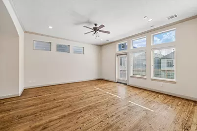903 Asbury Street, Houston, TX 77007 - Photo 8