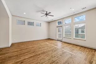 903 Asbury St, Houston, TX 77007 - Photo 8